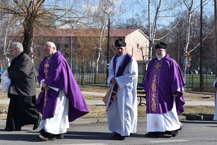 ostatnia-droga-byego-proboszcza-piechowic-foto-73962