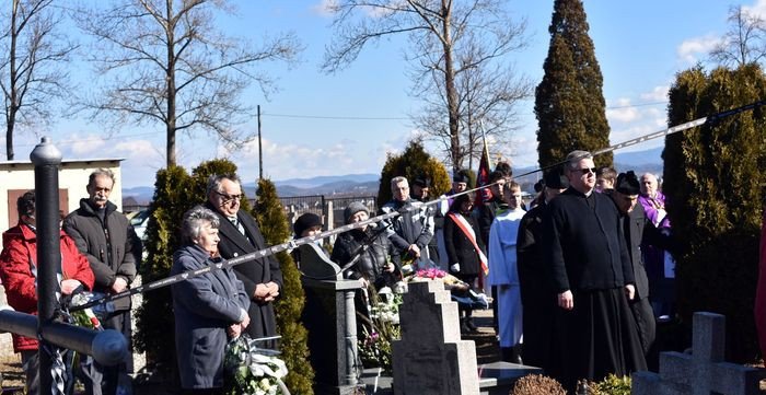 ostatnia-droga-byego-proboszcza-piechowic-foto-73962