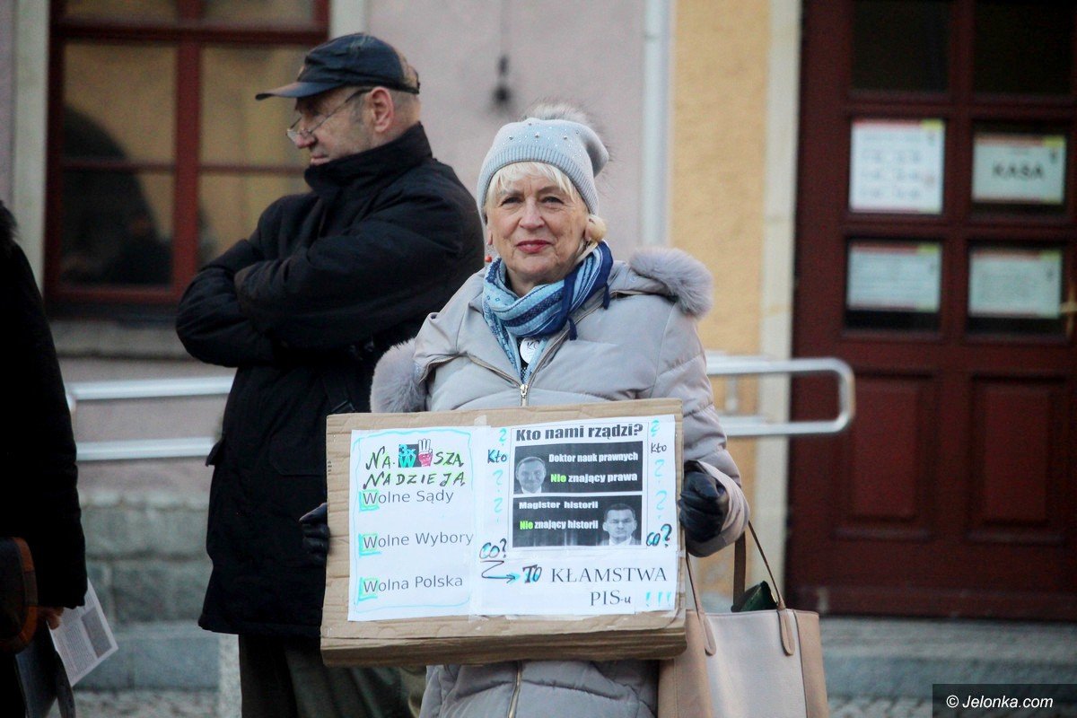 kod-przypomina-o-wyroku-trybunau-konstytucyjnego-foto-73967
