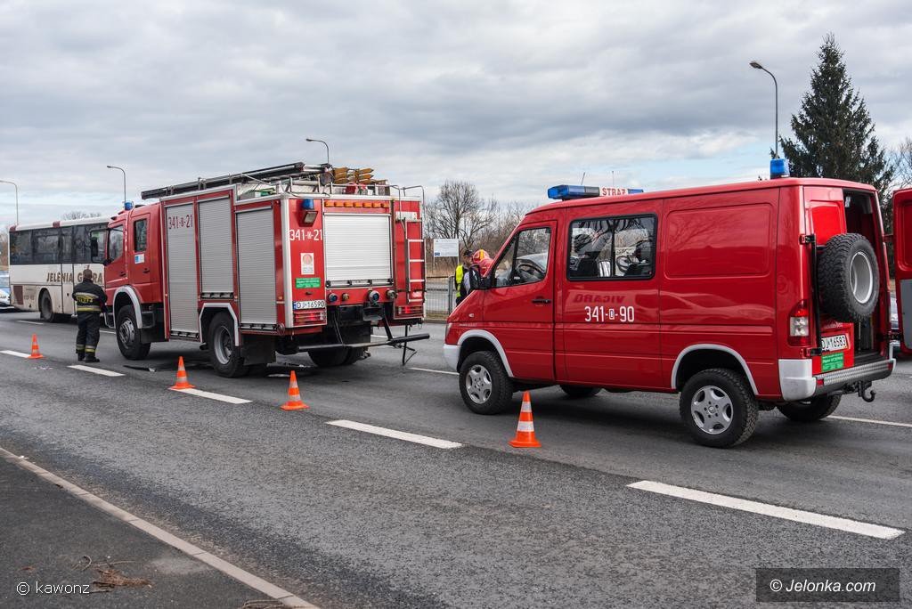 karambol-obok-tesco-z-udziaem-autobusu-foto-73972