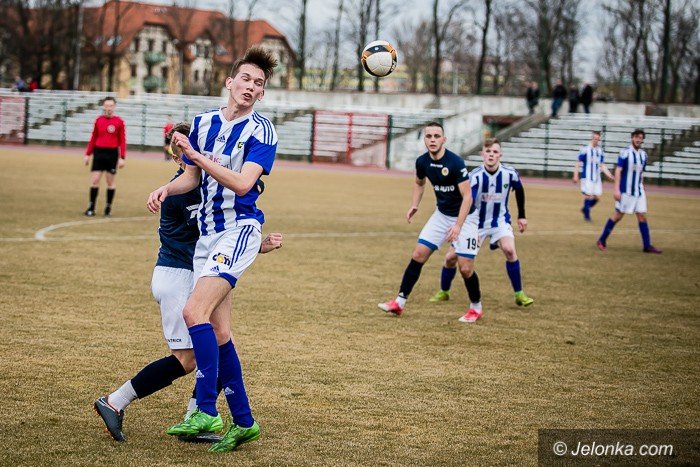wazne-zwyciestwo-juniorow-karkonoszy-foto-73974