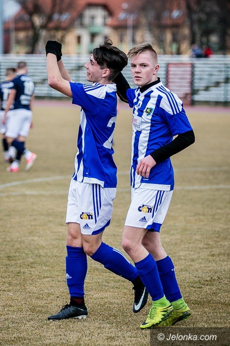 wazne-zwyciestwo-juniorow-karkonoszy-foto-73974
