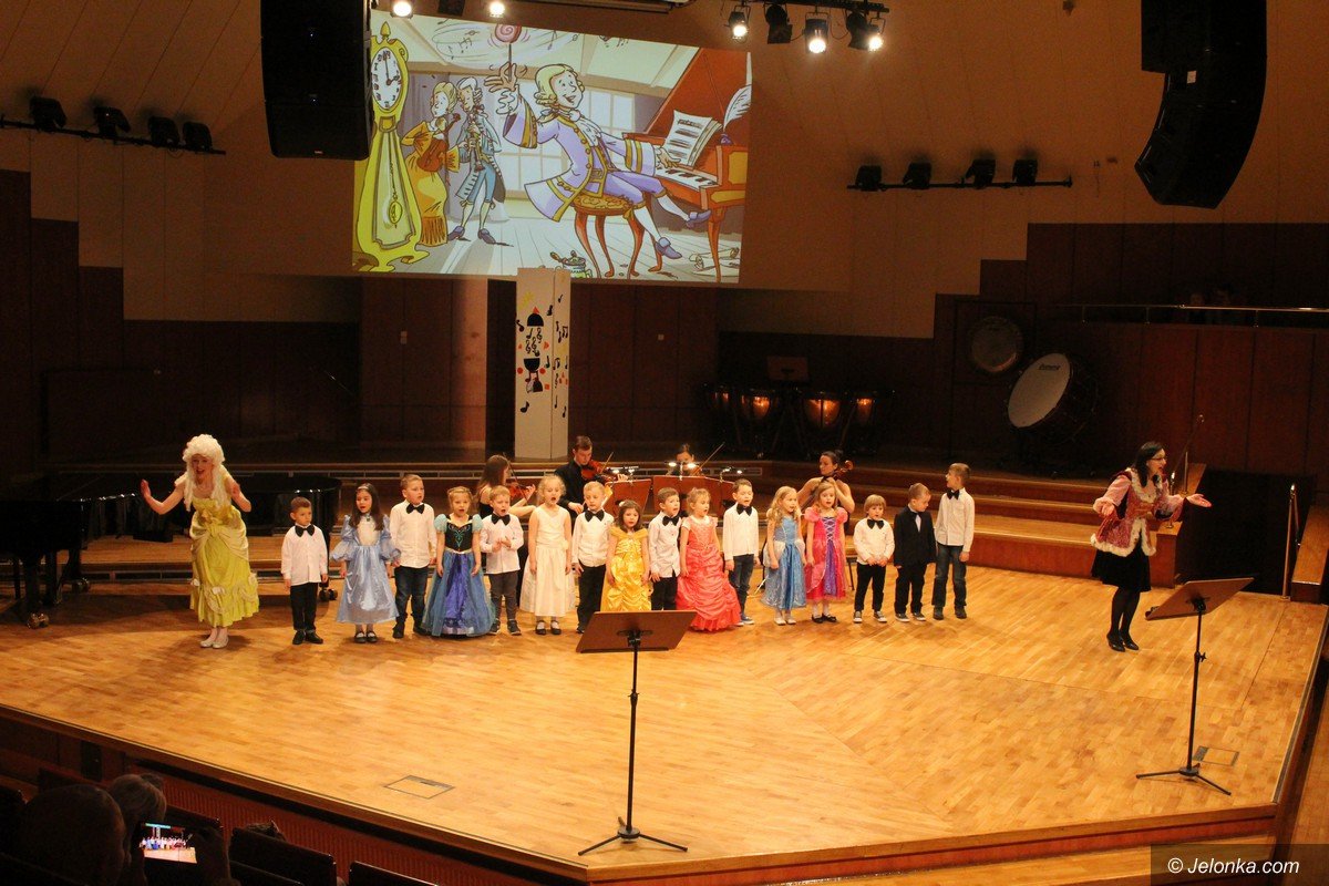 cofneli-sie-do-czasow-fraka-i-peruki-foto-74017
