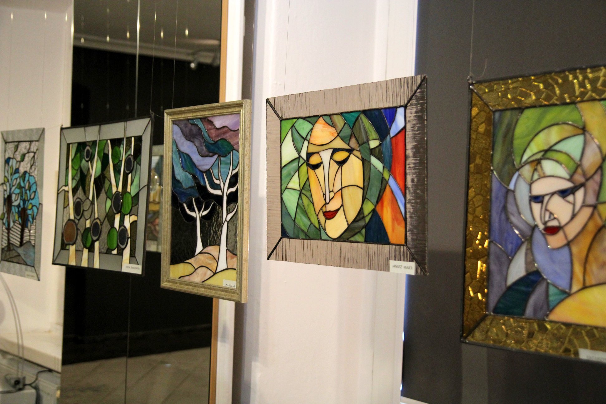 witraze-szklane-oko-w-galerii-muflon-foto-74021