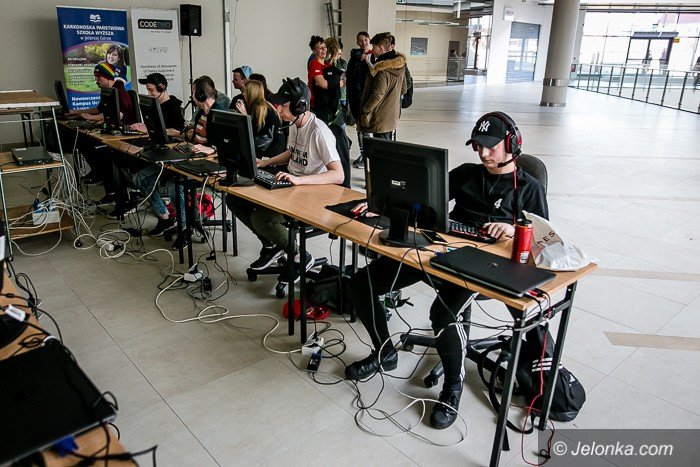 w-turnieju-csgo-wyonili-finalistow-foto-74027