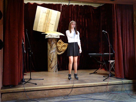 spiewali-i-recytowali-poezje-w-mdk-foto-74061