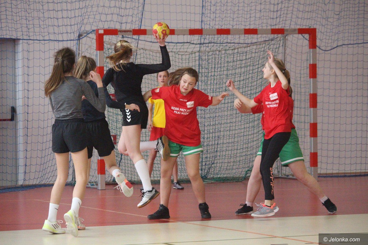 komplet-finalistek-o-mistrzostwo-jeleniej-gory-foto-74068