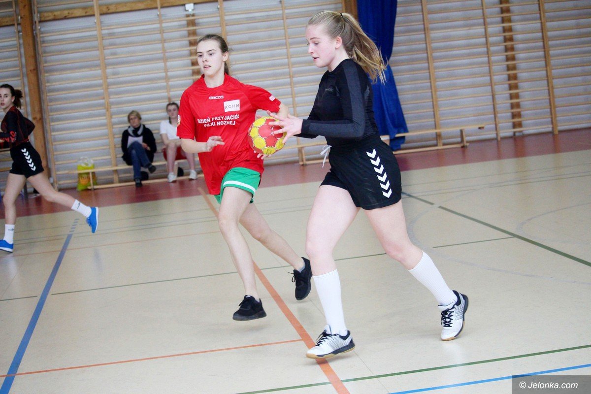 komplet-finalistek-o-mistrzostwo-jeleniej-gory-foto-74068