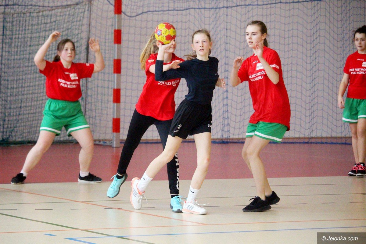 komplet-finalistek-o-mistrzostwo-jeleniej-gory-foto-74068