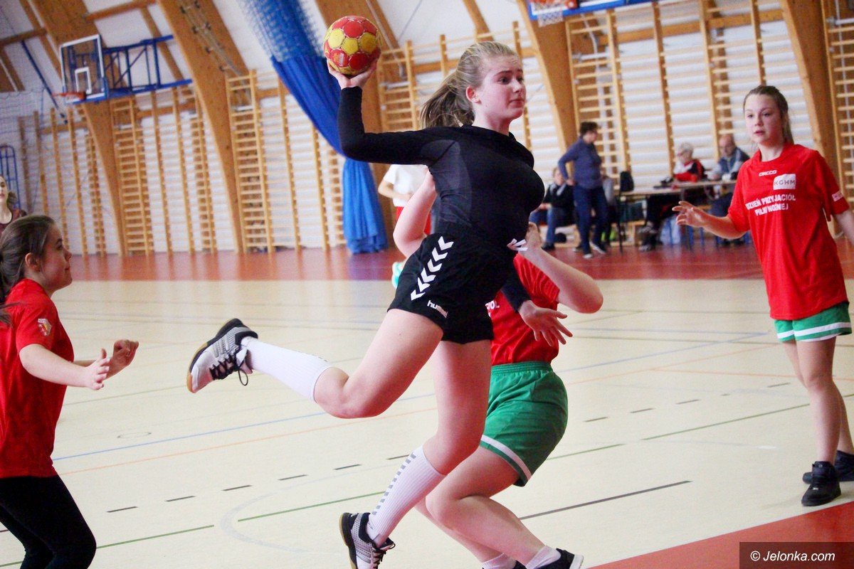komplet-finalistek-o-mistrzostwo-jeleniej-gory-foto-74068