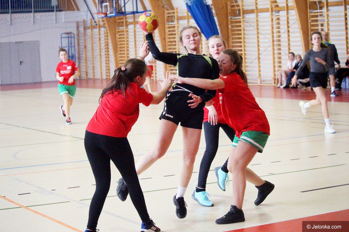komplet-finalistek-o-mistrzostwo-jeleniej-gory-foto-74068