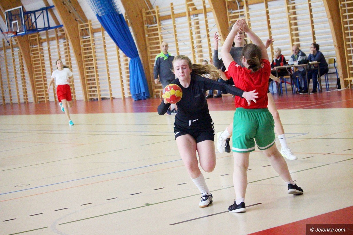 komplet-finalistek-o-mistrzostwo-jeleniej-gory-foto-74068