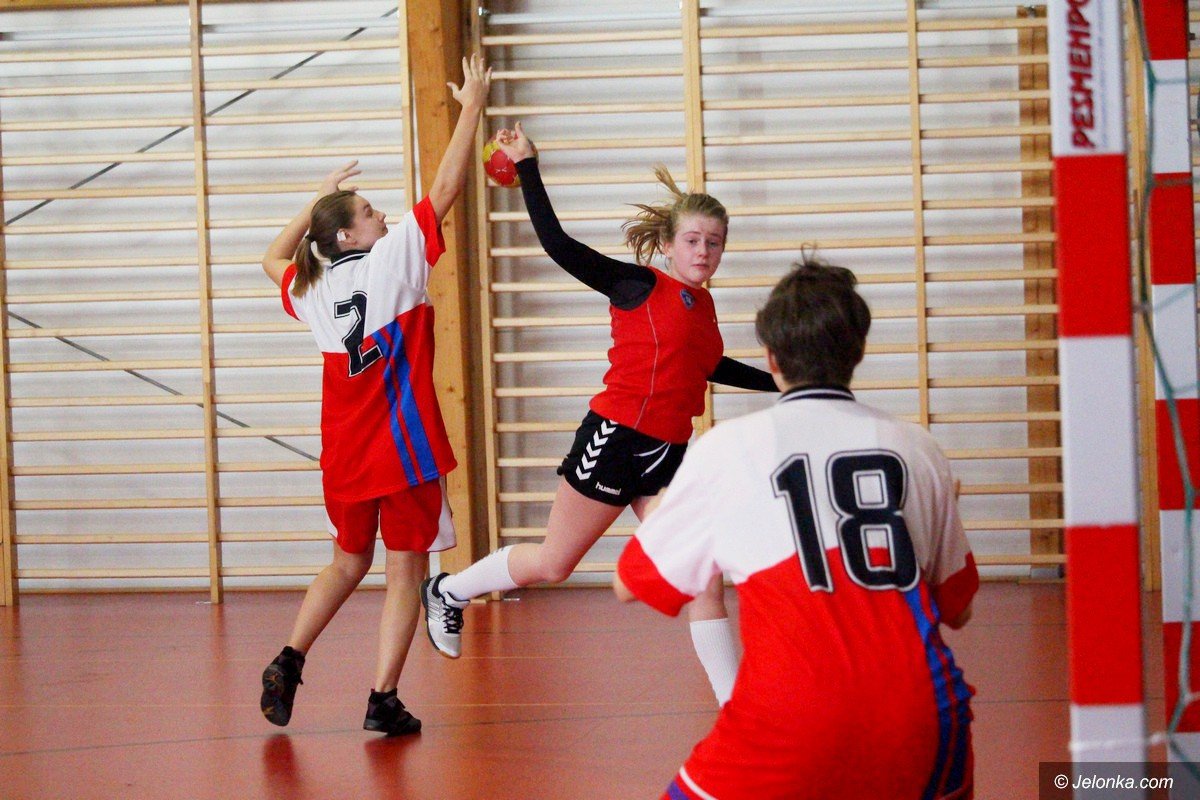 komplet-finalistek-o-mistrzostwo-jeleniej-gory-foto-74068
