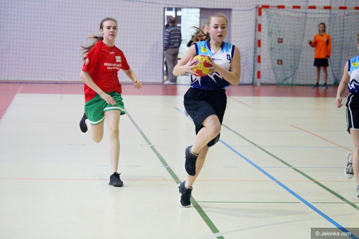 komplet-finalistek-o-mistrzostwo-jeleniej-gory-foto-74068