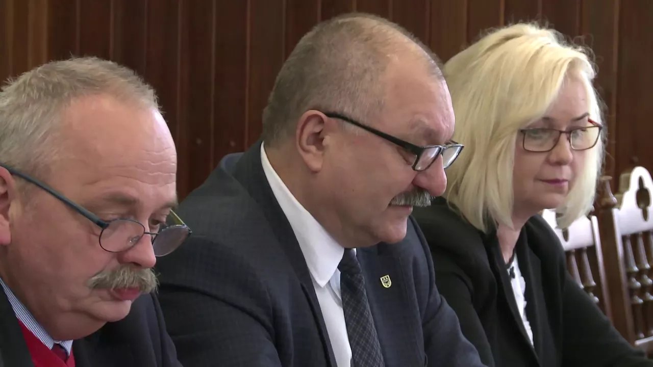 jest-decyzja-w-sprawie-remontu-teatru-video-74080