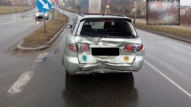 policja-kierowcy-noga-z-gazu-foto-74106