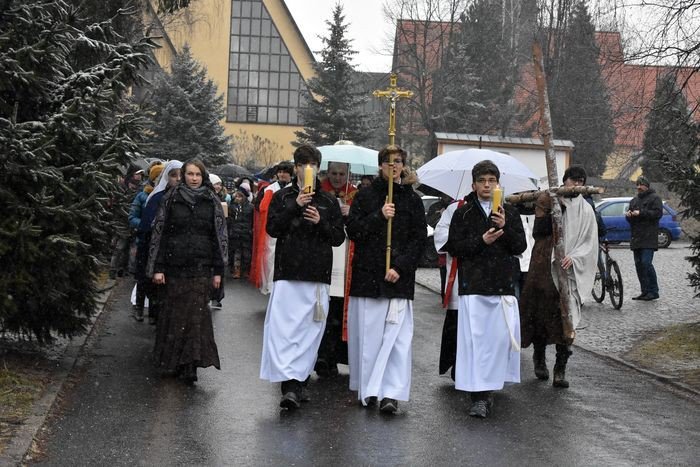 sniezna-droga-krzyzowa-foto-74115