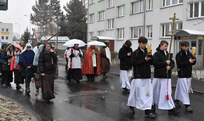 sniezna-droga-krzyzowa-foto-74115