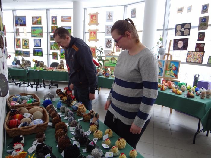kiermasz-wielkanocny-peen-cudeniek-foto-74161
