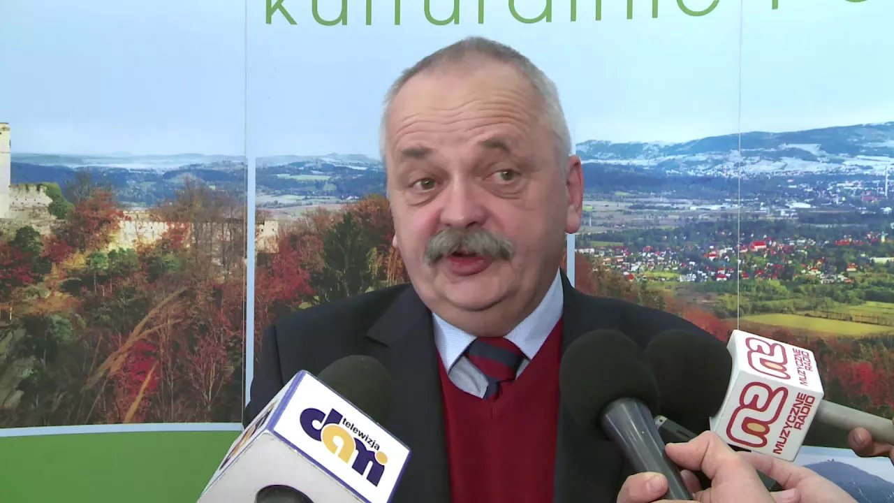 budowa-przedszkola-i-podwyzki-dla-pracownkikow-um-video-74168