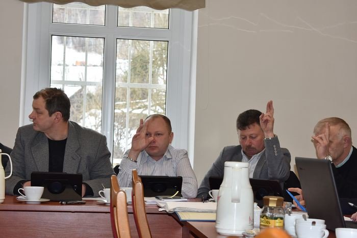 kurator-nadal-za-dwiema-szkoami-w-piechowicachfoto-74233
