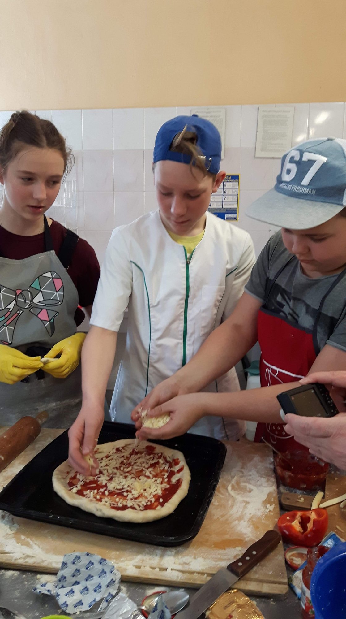 uczniowie-z-15-byli-w-goscinie-w-zspuibs-i-gotowali-foto-74258
