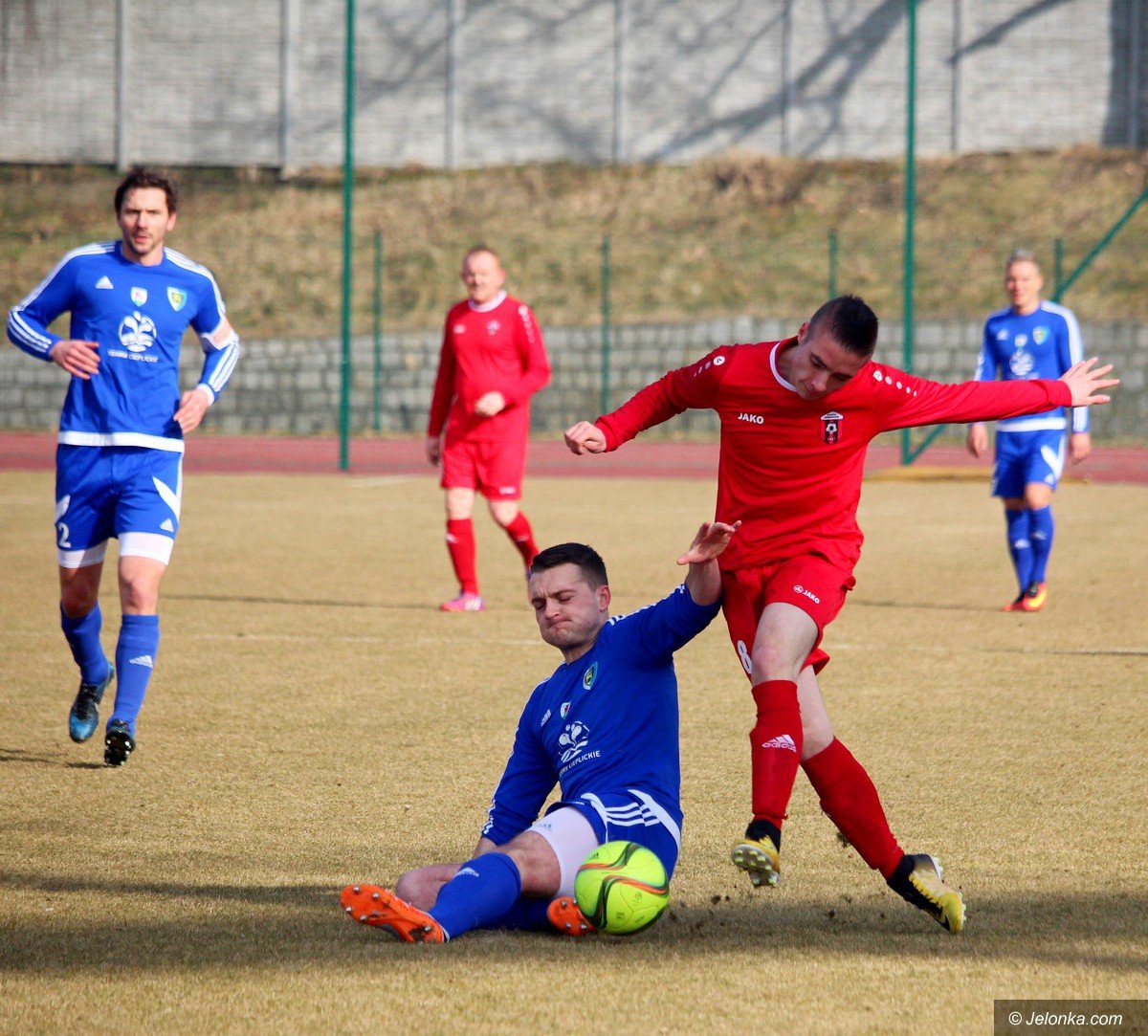 zwyciestwo-karkonoszy-w-osabieniu-foto-74265