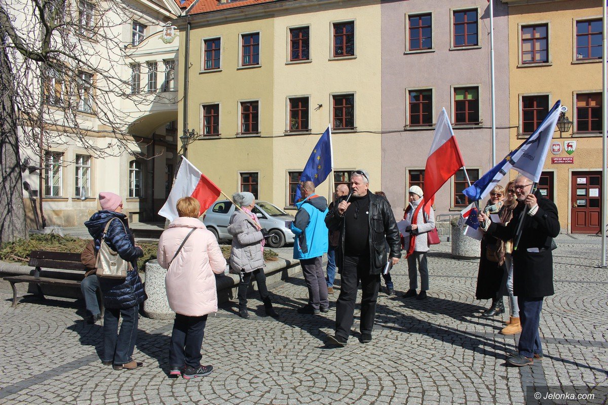 oda-do-radosci-w-wykonaniu-kodu-foto-74279