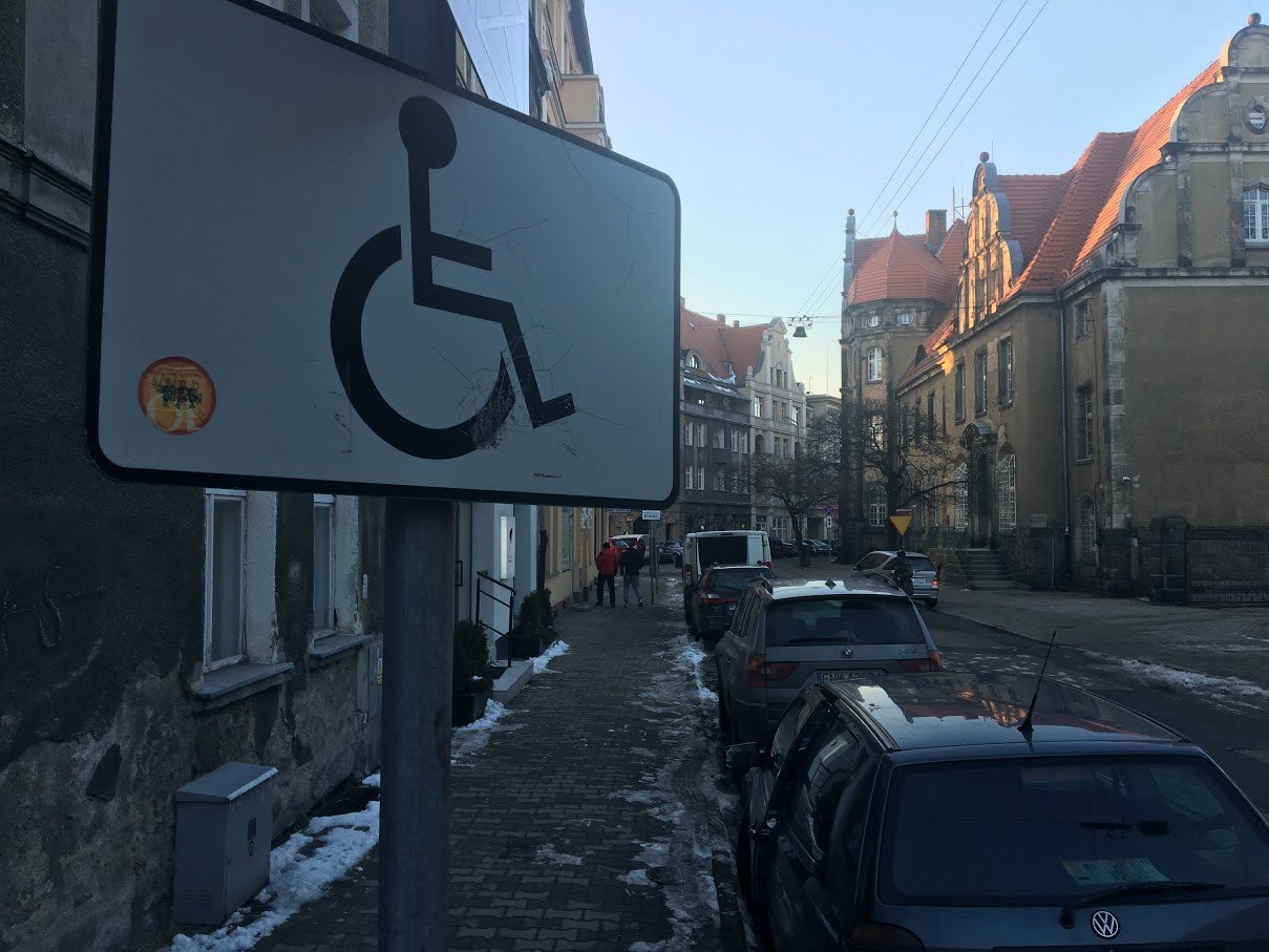 proceder-na-jeleniogorskich-parkingach-foto-74313