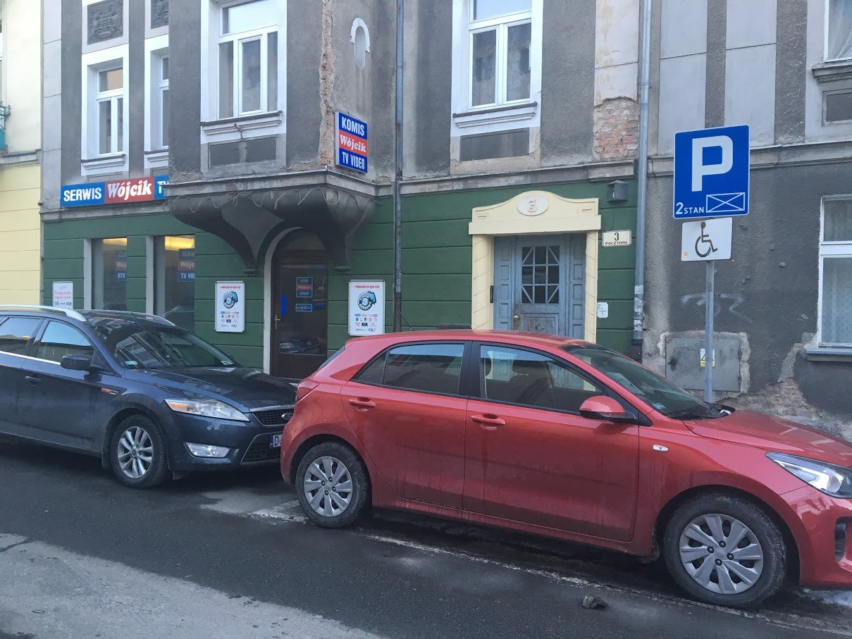 proceder-na-jeleniogorskich-parkingach-foto-74313