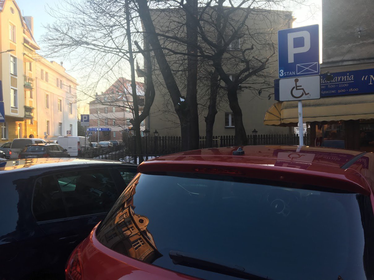 proceder-na-jeleniogorskich-parkingach-foto-74313