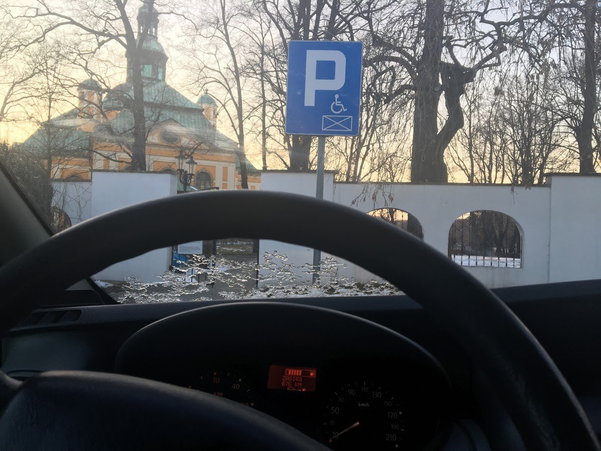 proceder-na-jeleniogorskich-parkingach-foto-74313