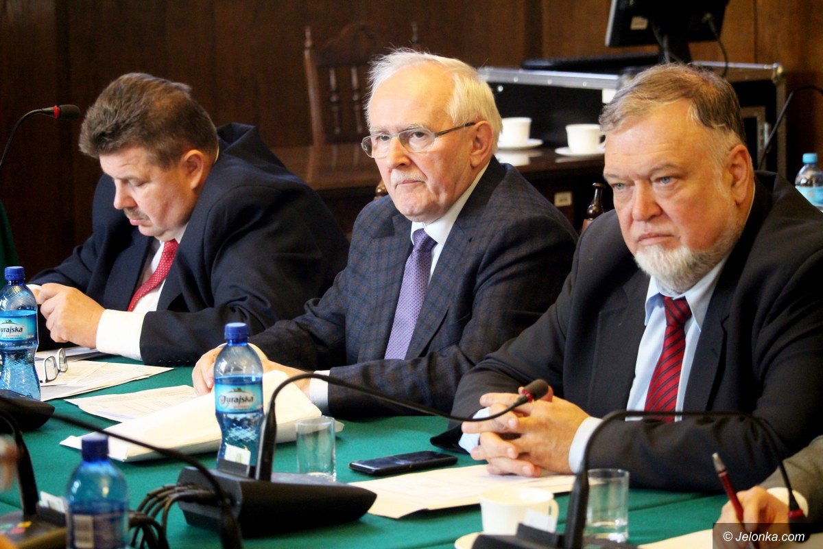 radni-zdecydowali-beda-podwyzki-pac-foto-74326