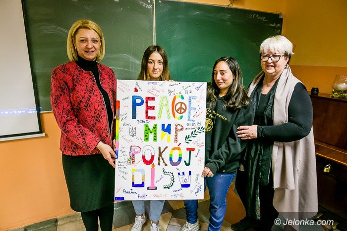interact-w-suzbie-pokojuspotkanie-modych-foto-74354