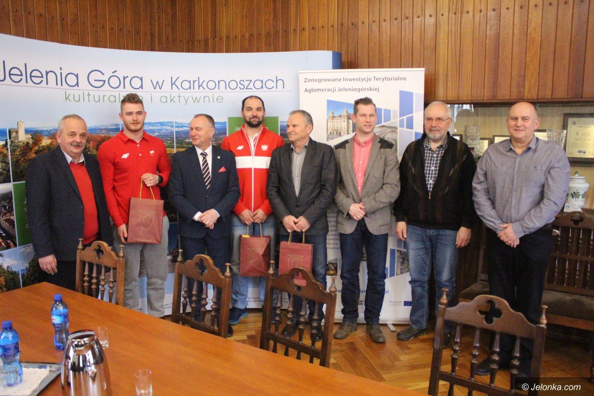 nasi-olimpijczycy-goscili-w-ratuszu-foto-74419