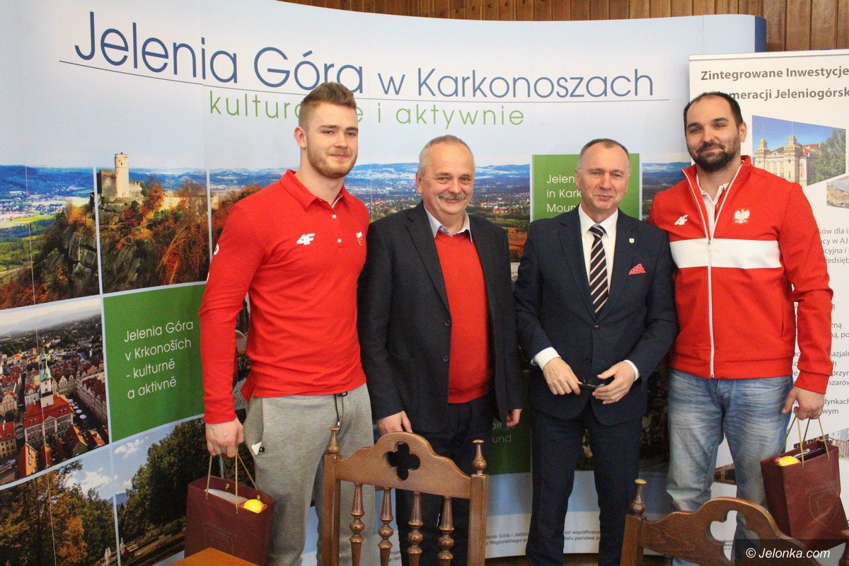 nasi-olimpijczycy-goscili-w-ratuszu-foto-74419