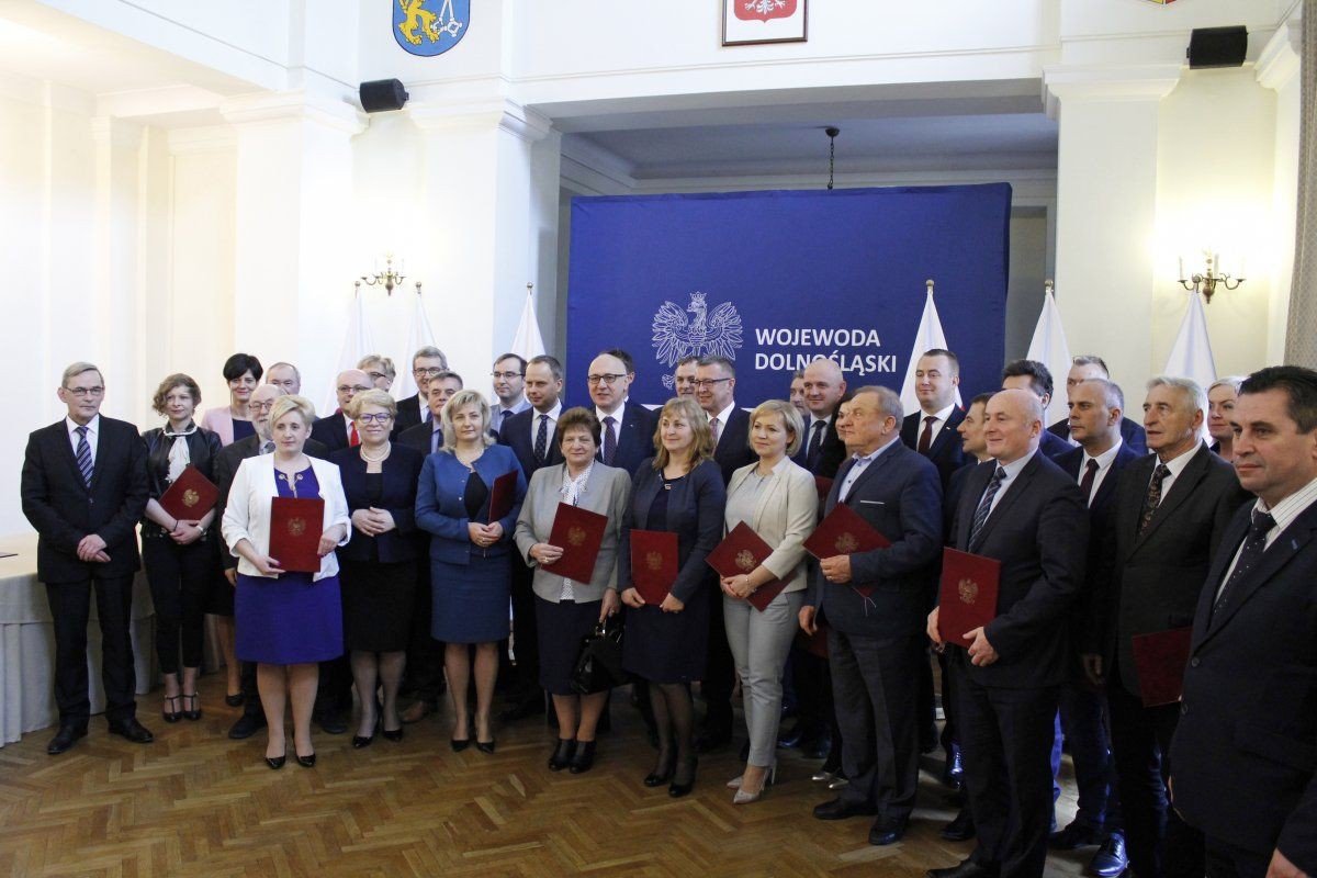 jest-dotacja-na-remont-drogi-powiatowej-74475