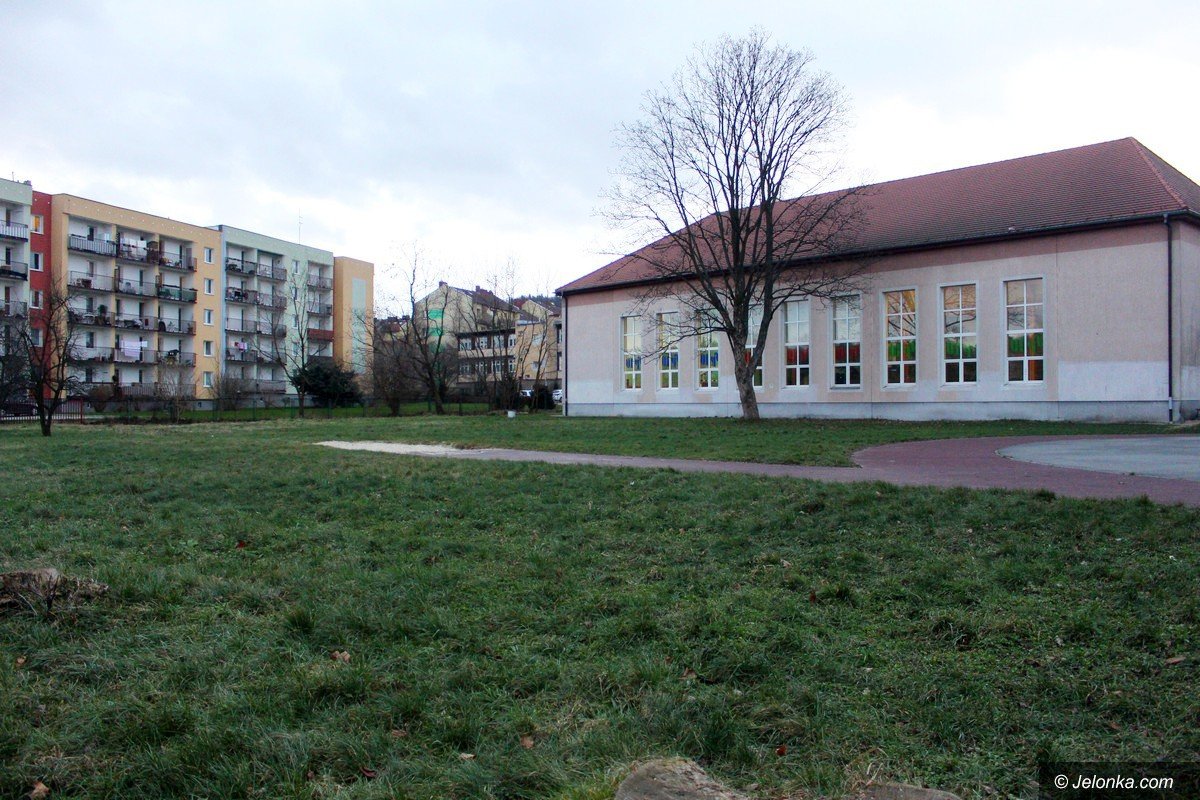 basen-przy-sp-10-bez-wykonawcy-foto-74485