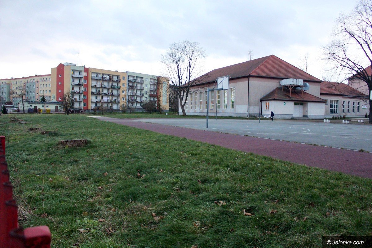 basen-przy-sp-10-bez-wykonawcy-foto-74485