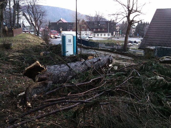 wichura-narobia-szkod-w-karpaczu-foto-74537