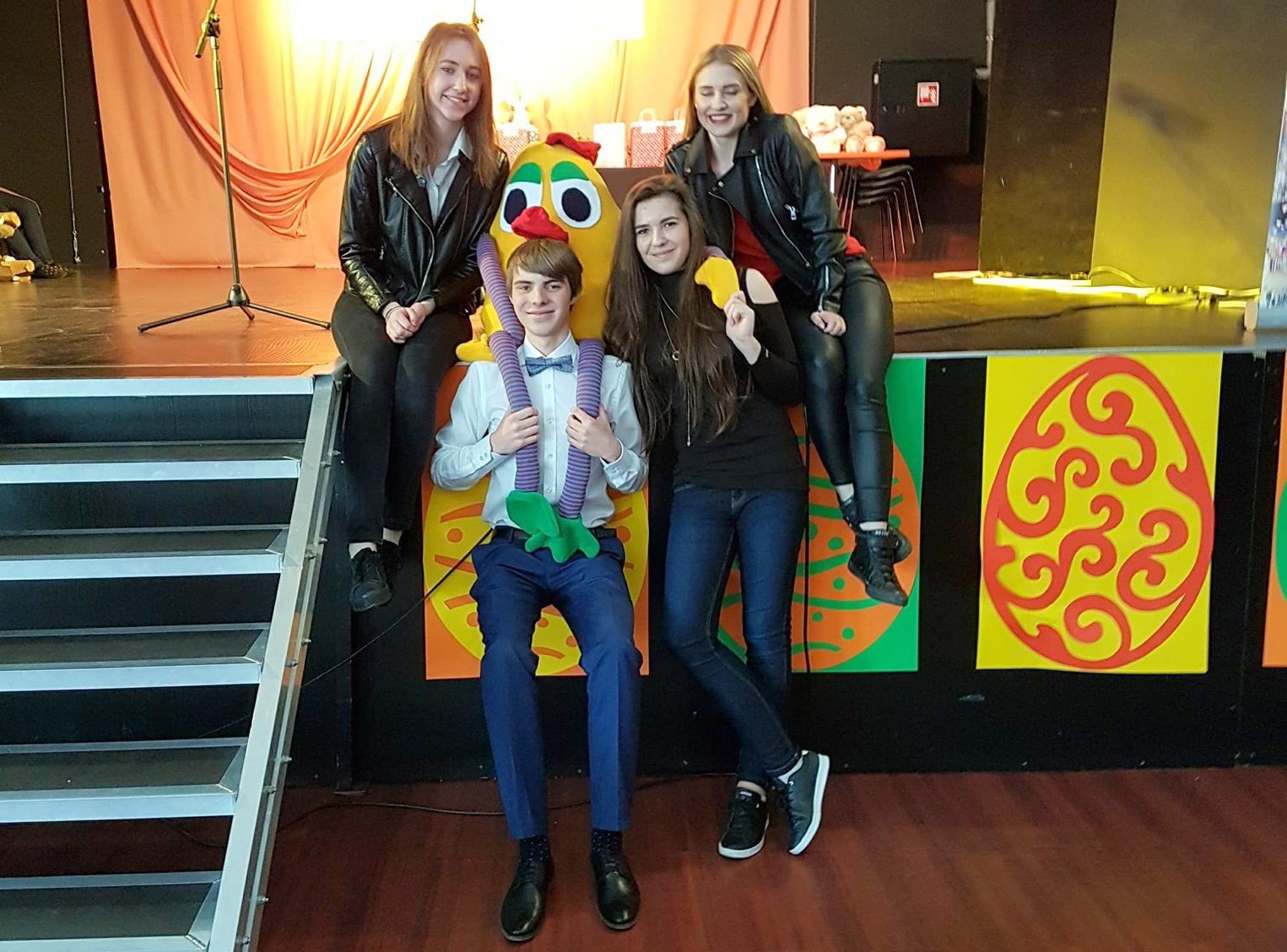 modzi-z-mdk-przebojowo-spiewali-w-swidnicy-foto-74541
