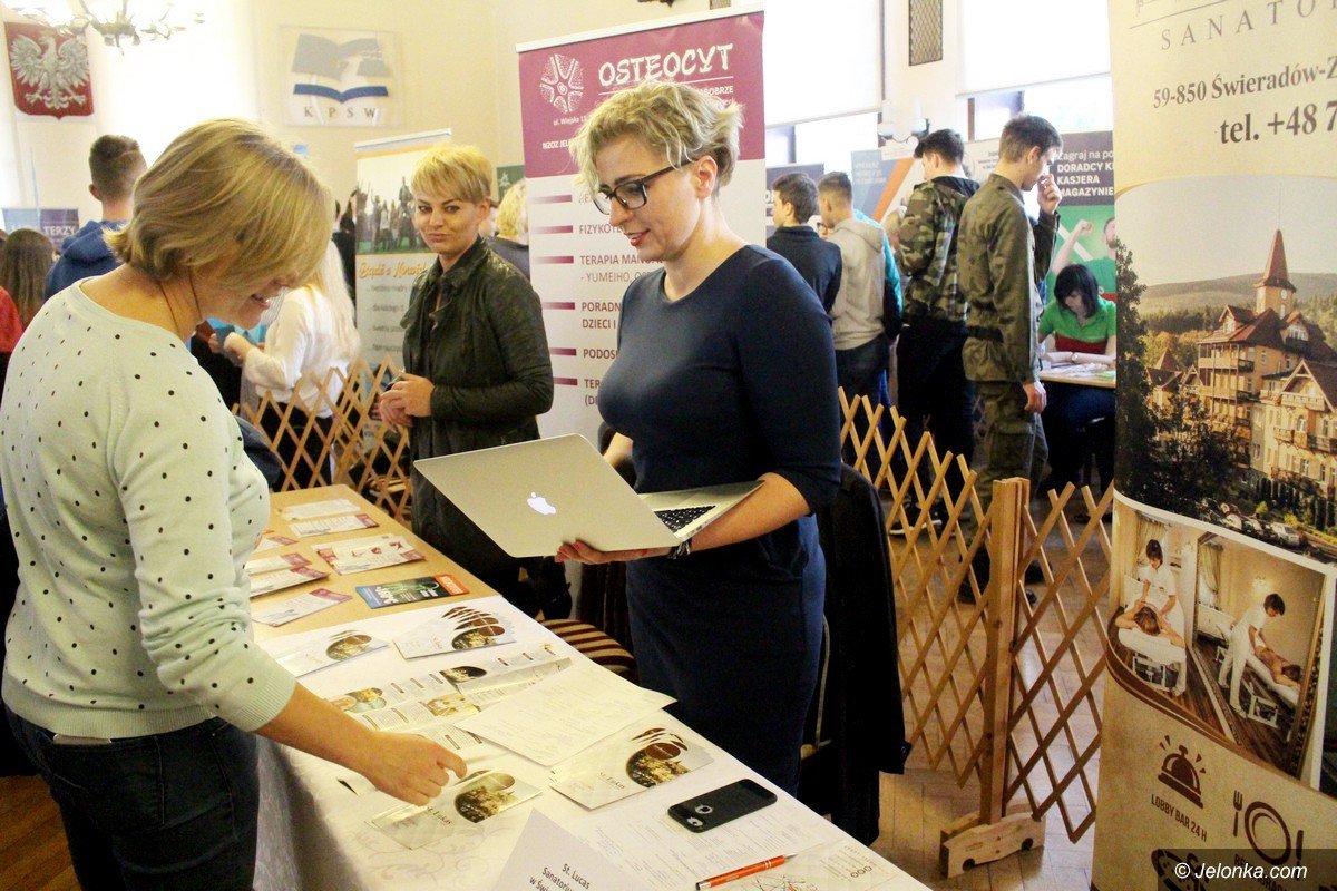 firmy-i-szkoy-na-targach-w-kpsw-foto-74547