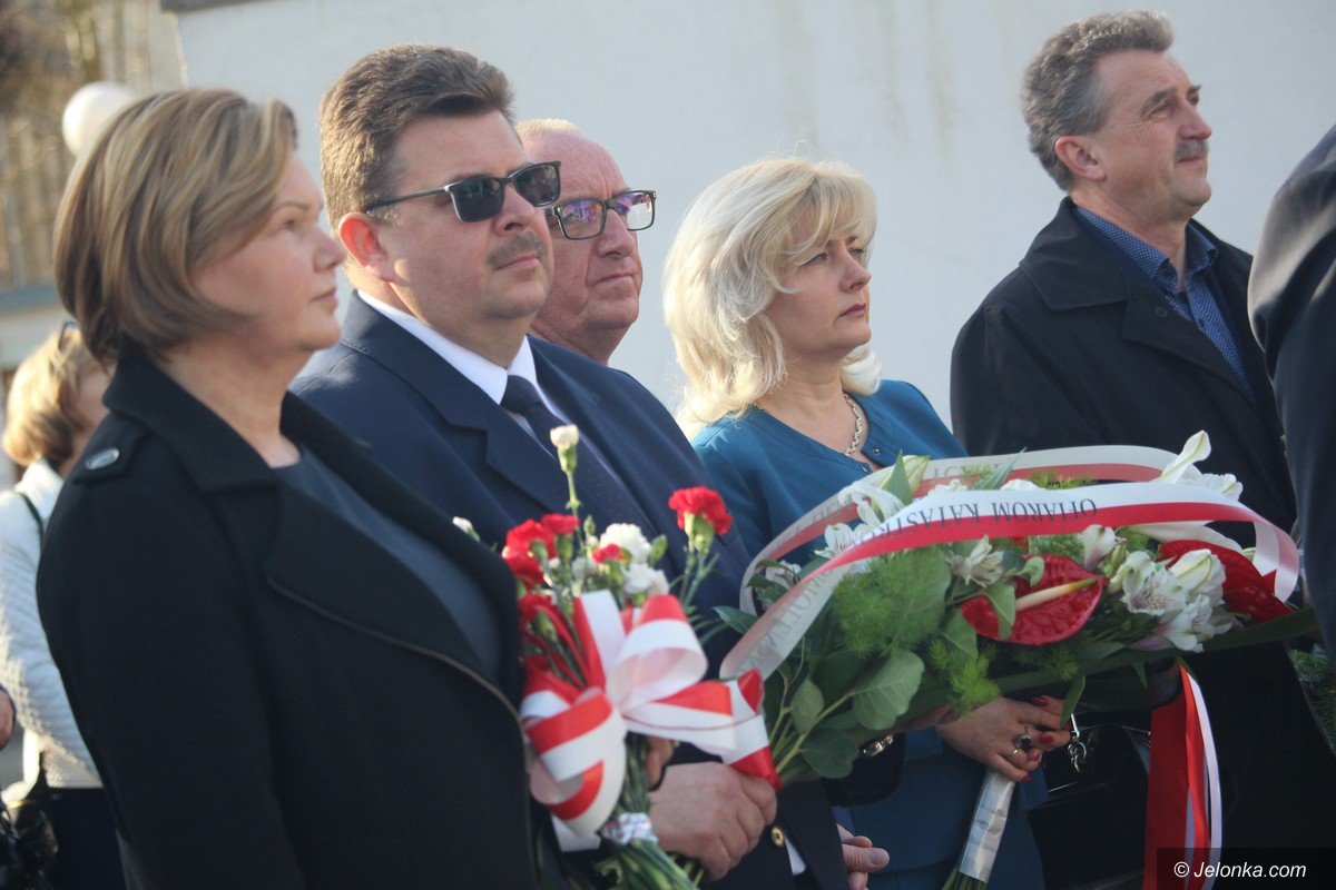 o-841-uczcili-pamiec-ofiar-katastrofy-smolenskiej-foto-74549