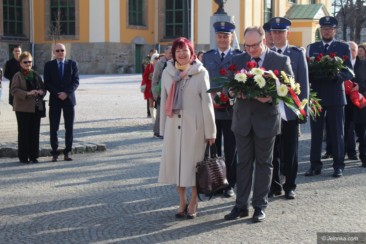 o-841-uczcili-pamiec-ofiar-katastrofy-smolenskiej-foto-74549