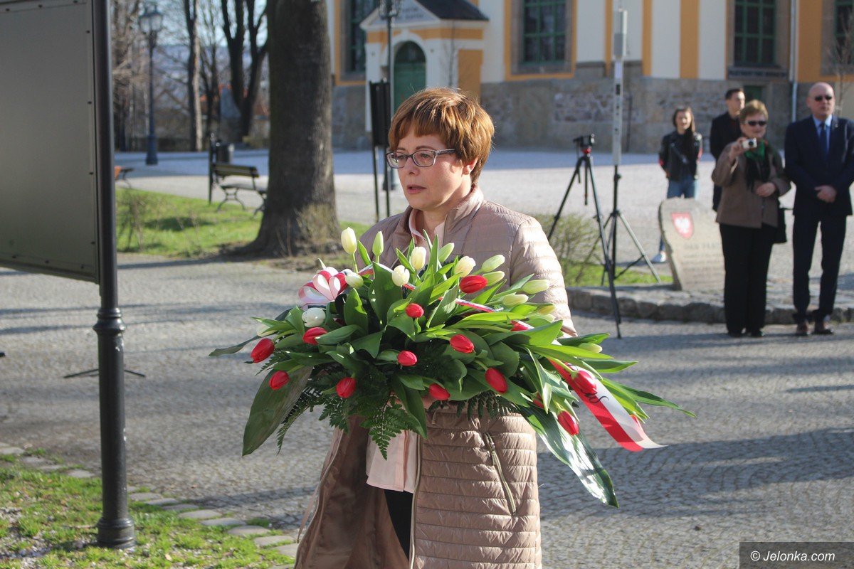 o-841-uczcili-pamiec-ofiar-katastrofy-smolenskiej-foto-74549