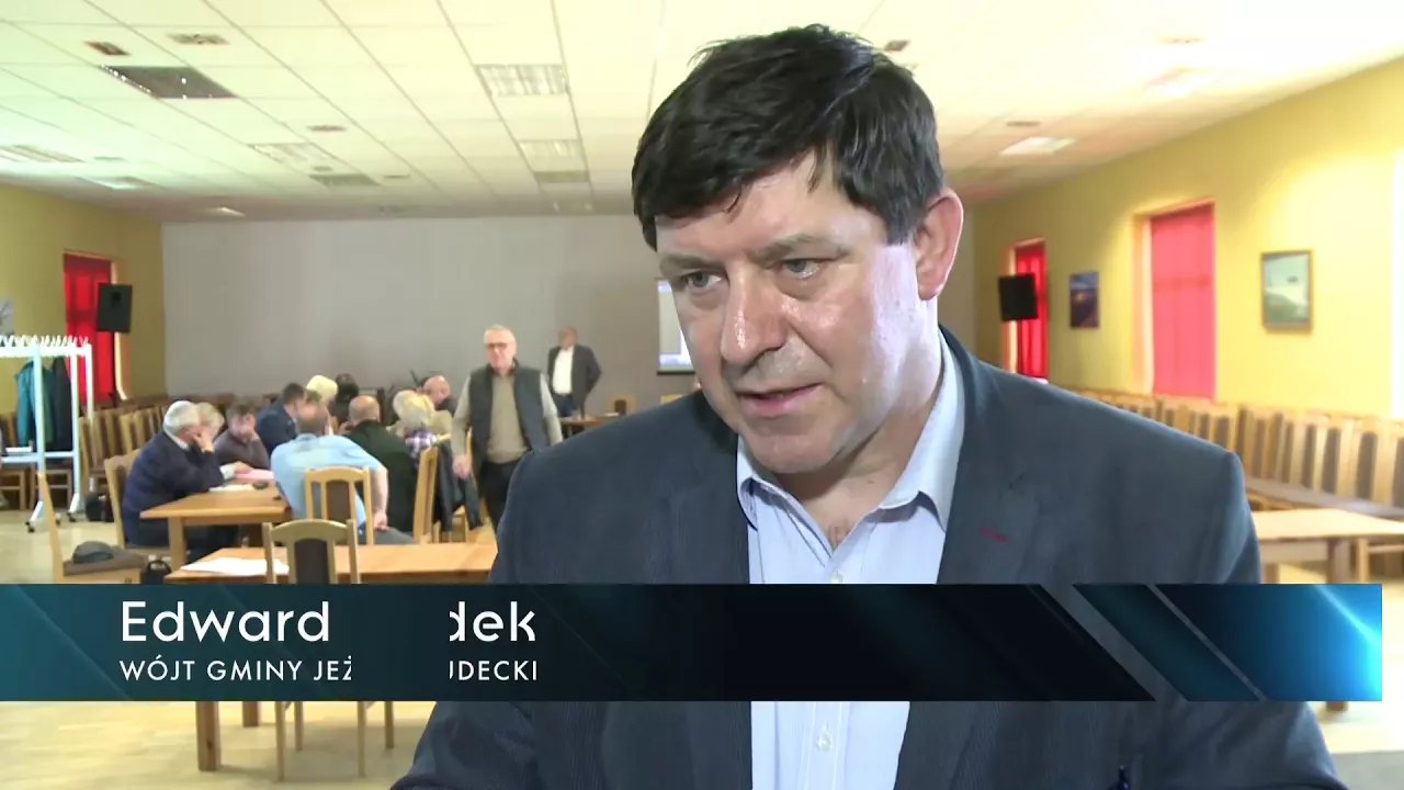 czerwone-swiato-na-odrolnianie-dziaek-video-74571