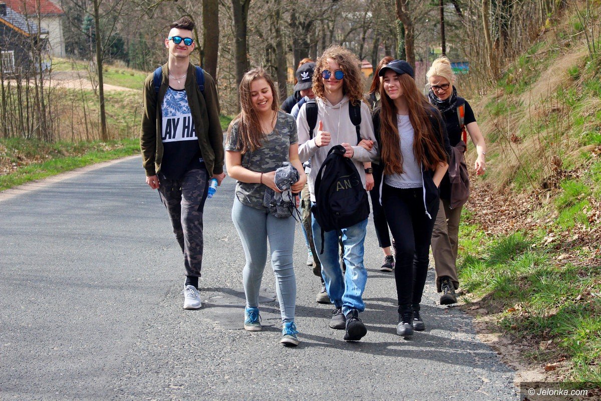 modziez-wie-ze-smieci-skrzyde-nie-maja-foto-74607