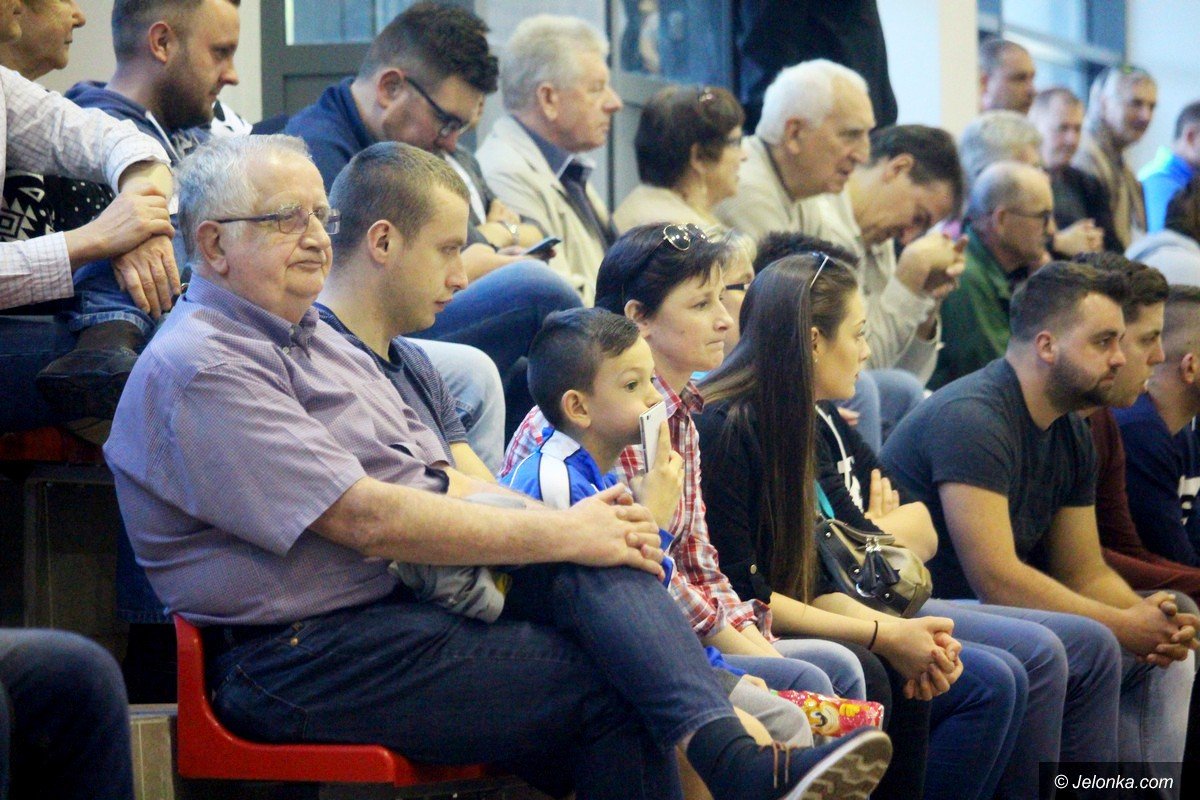 smutek-po-kolejnej-porazce-kpru-foto-74637