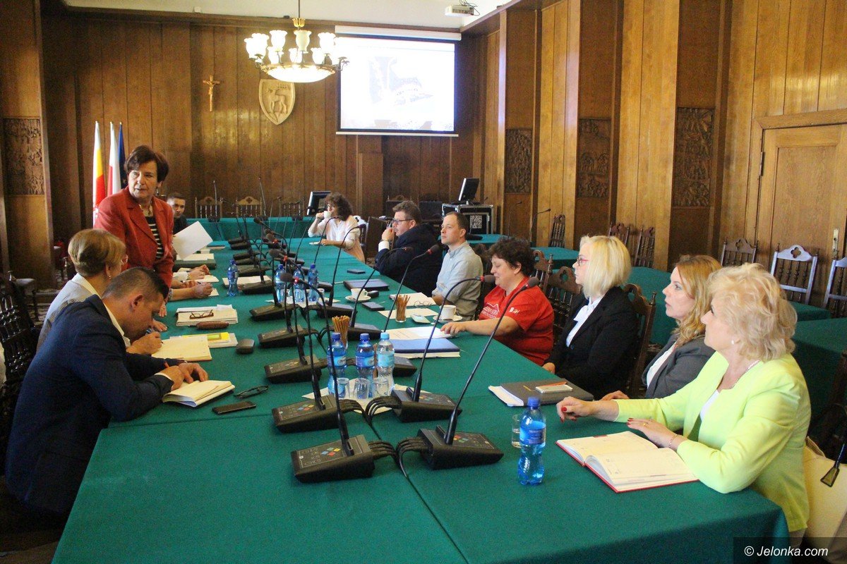 cieplickie-targowisko-do-przebudowy-foto-74646