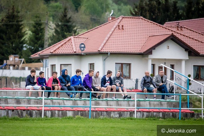 lotnik-podzieli-sie-punktami-foto-74796